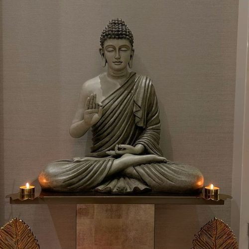 How to Create a Peaceful Home Temple with Minimal Décor