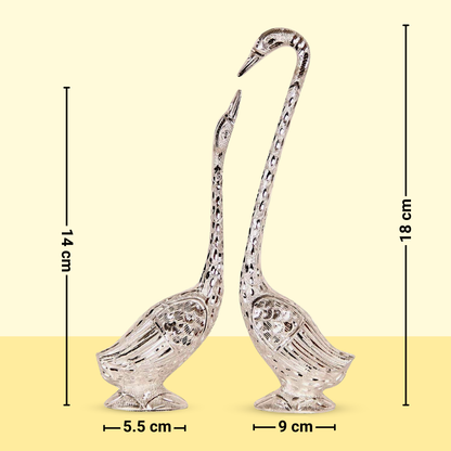 Kissing Swan Pair/Duck Showpiece – Elegant White Metal Pair for Wedding and Home Decor